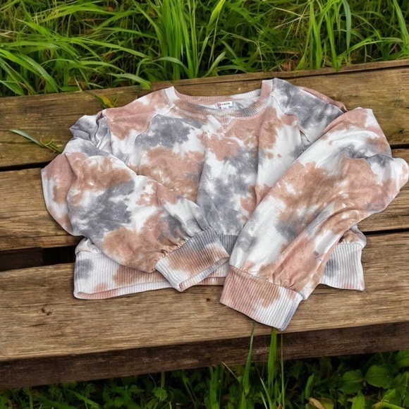 Flirtitude Active Tie Dye Pullover Crop Top Long Sleeves Reverse Seam Detail New - Picture 15 of 16